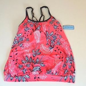 Swim NWT top Large, built in bra womens